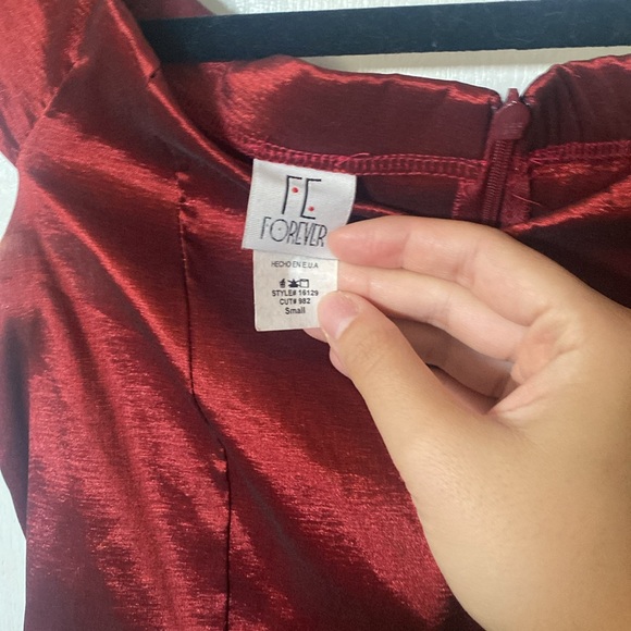 boutique red high-low christmas dress - Picture 3 of 3